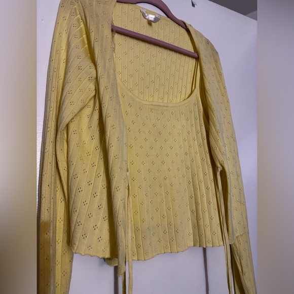 Yellow cardigan two piece set - Picture 1 of 3